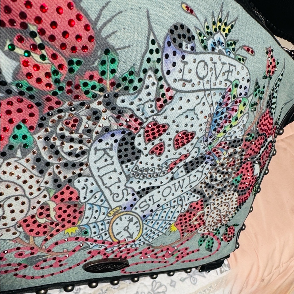 NWT Ed Hardy Lg Tote/ Studded Floral Skull Crossbody Bag - Black and Light Blue - Picture 2 of 12